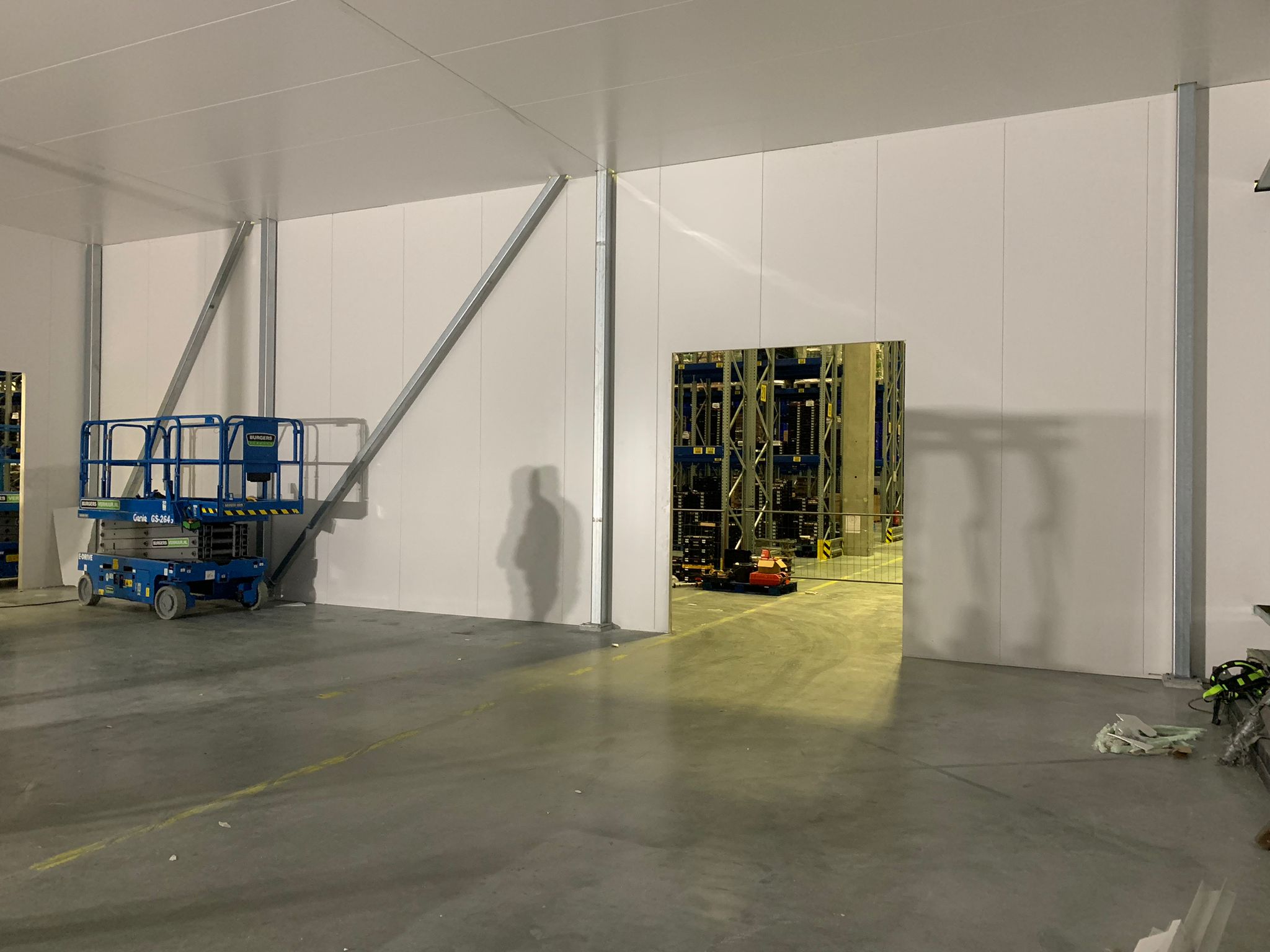 Travaux de montage — archives générales de Panel Montage
